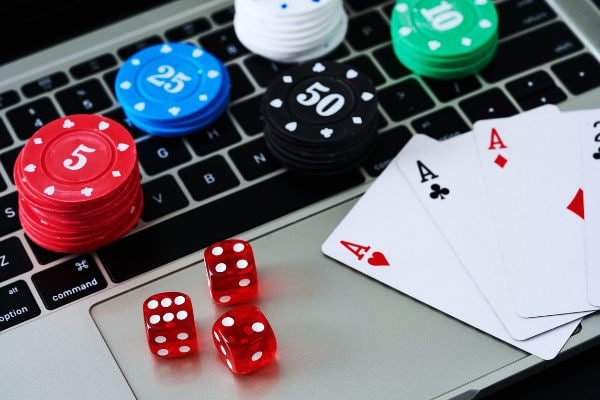 MMK74 Slots Jackpot Big Win ရလဒ်များ နှင့် Bonus မျှဝေမှု